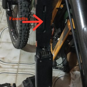 MONTAGGIO SUPPORTO BATTERIA UP.JPG