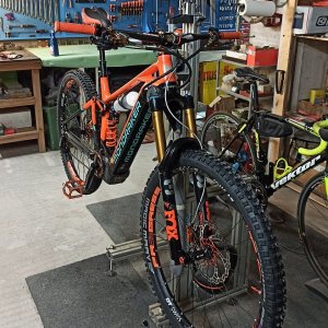IMG_20211226_stand.jpg