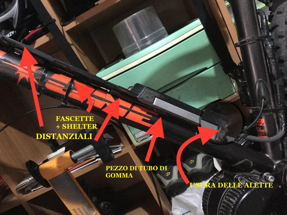 MONTAGGIO SUPPORTO BATTERIA.JPG