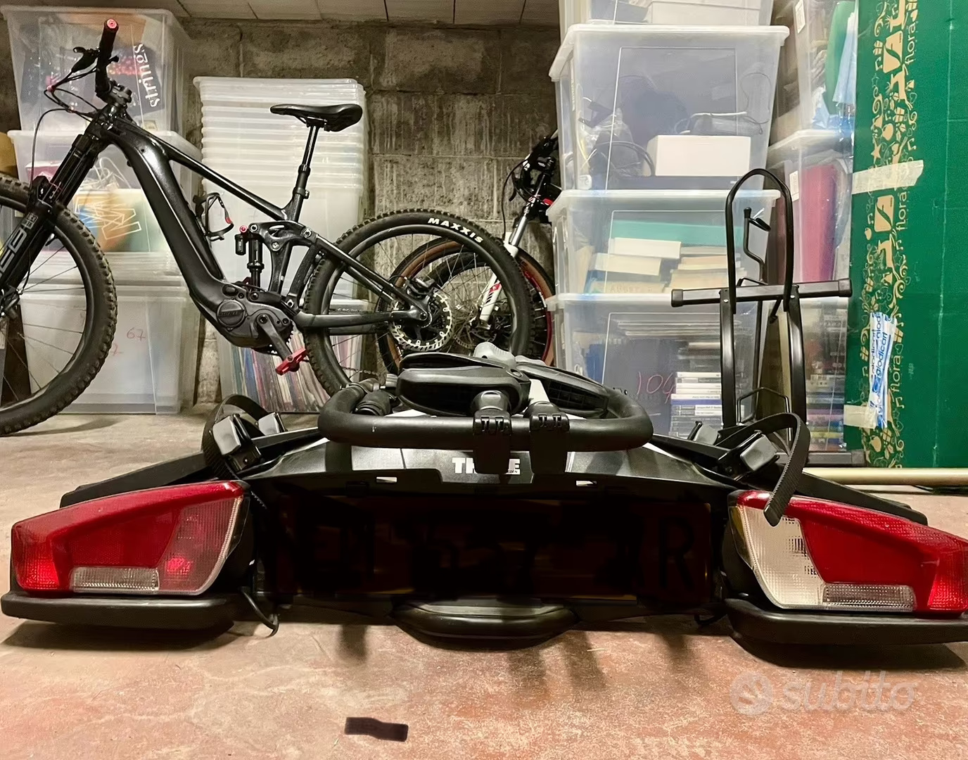 Portabici su gancio di traino Thule Epos 2 biciclette