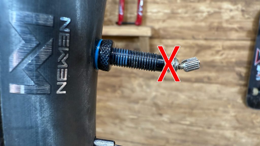 Schwalbe Click Valve